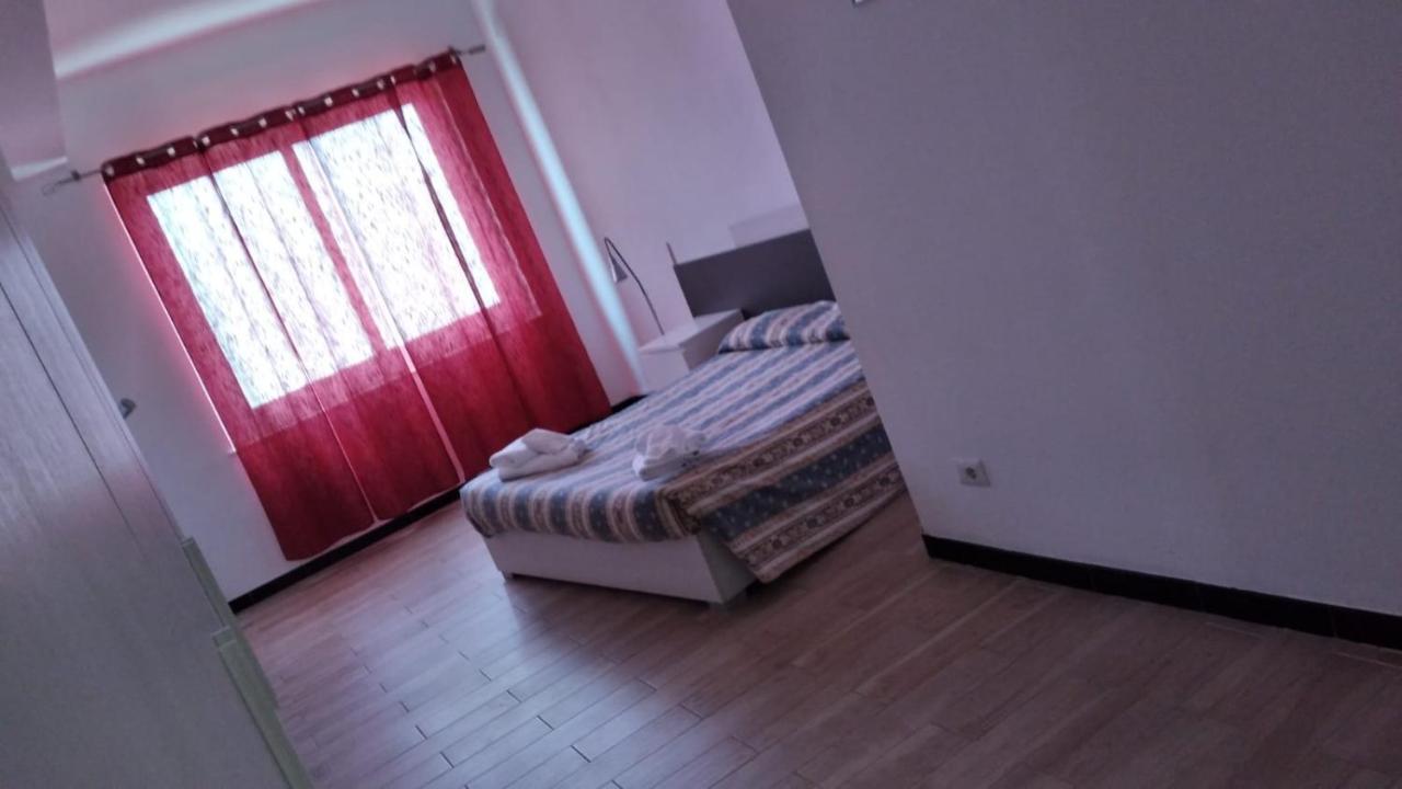 Esperia Hotel 2*