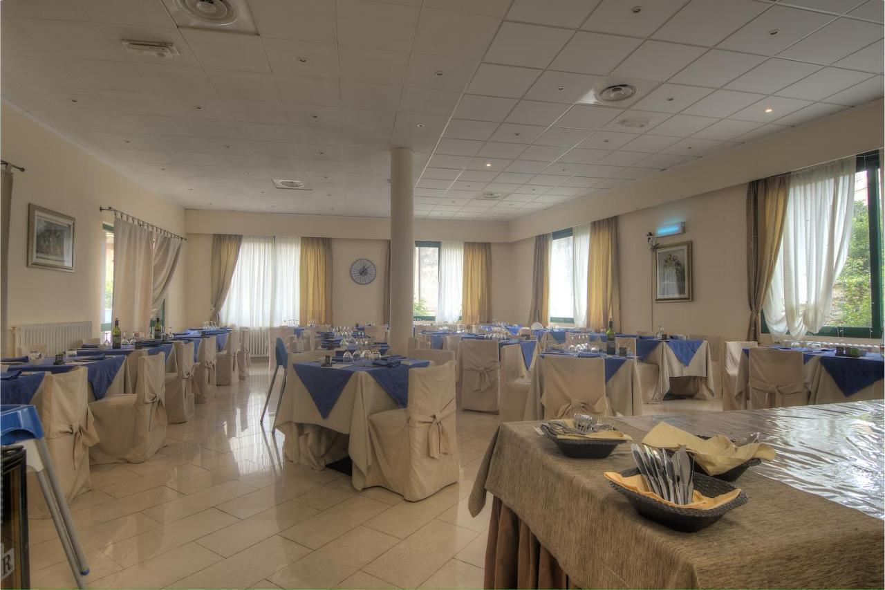 Esperia Hotel